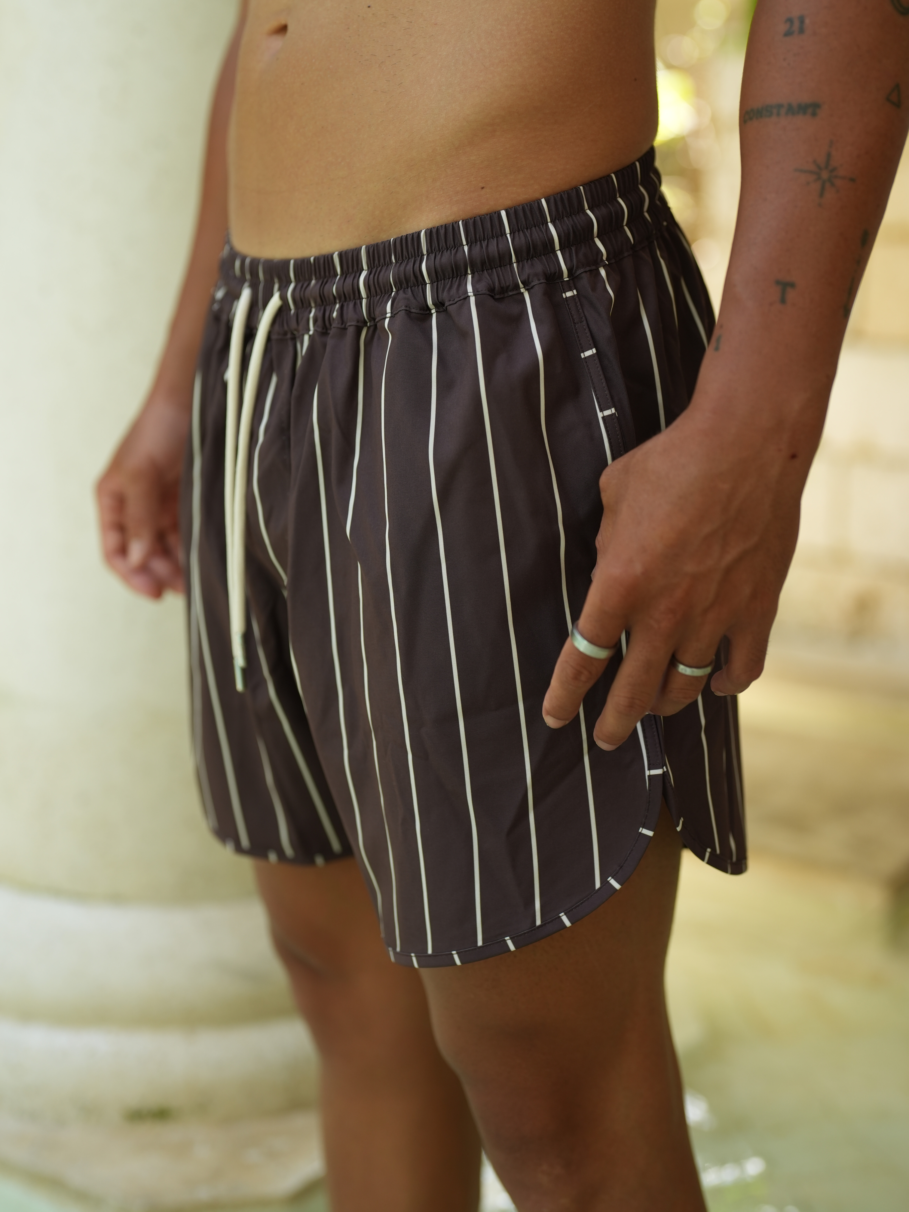 Signature Shorts - Caro